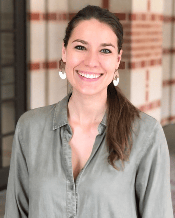 Expert Profile Pictrue